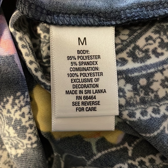 Roz&Ali Navy Blue sleeveless dress. Like new. Beautiful floral design - Picture 6 of 6